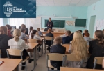 В рамках профилактического мероприятия "Нет ненависти и вражде" участковый Бугурусланского района  встретился со школьниками