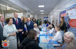 Евгений Солнцев принял участие в открытии ярмарки трудоустройства в Оренбурге