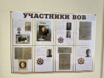 Праздничное оформление холла Бугурусланского районного суда к 80-летию Победы