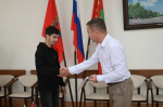 Глава Бугуруслана Дмитрий Дьяченко вручил ключи от квартир детям-сиротам