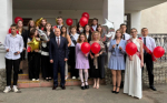 В добрый путь, выпускники!