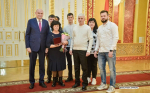 Евгений Солнцев вручил жителям Оренбургской области государственные награды