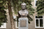 В Бугуруслане почтили память выдающегося земляка
