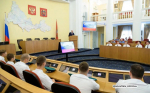 Евгений Солнцев провел встречу с молодым пополнением погранслужбы