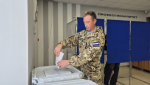 Председатель союза десантников Бугуруслана Алексей Щукин отдал голос за развитие региона